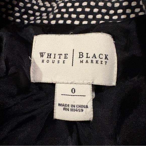 White House Black Market Black and White Polka Dot Blazer - Size 0 - Picture 3 of 8